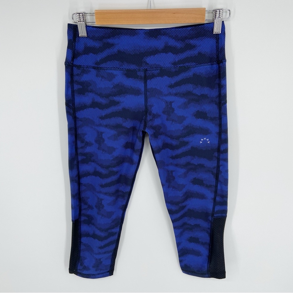 NWT VARLEY Blue and Black Camouflage Print Mesh Detail Capri Cropped Leggings